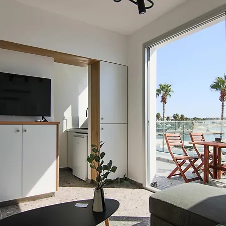 Apartment Phaedrus Living Seafront Lighthouse 52 *